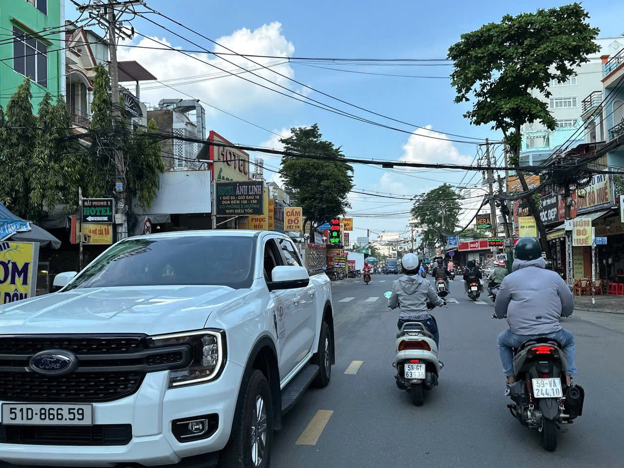 Nhà đẹp 5 tầng đón TẾT hẻm 276 Thống Nhất 80m2 gần nhà Thiếu Nhi 8 tỷ.