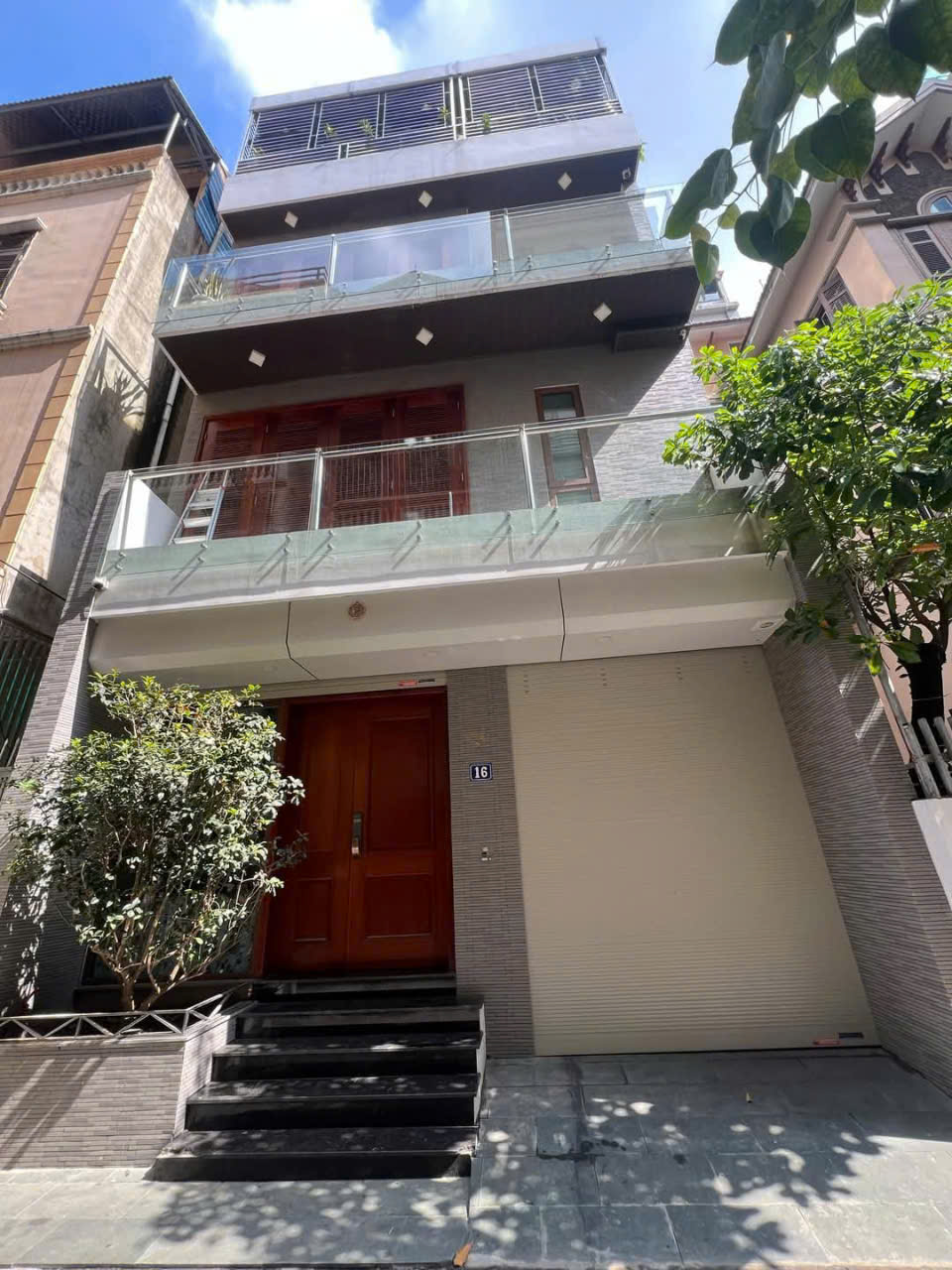 NHÀ ĐẸP HỌC VIÊN TÀI CHÍNH - DT40M2 - 4 TẦNG - MT5,3M - GIÁ 6,5 TỶ - BẮC TỪ LIÊM - ĐỂ Ở , KINH DOANH