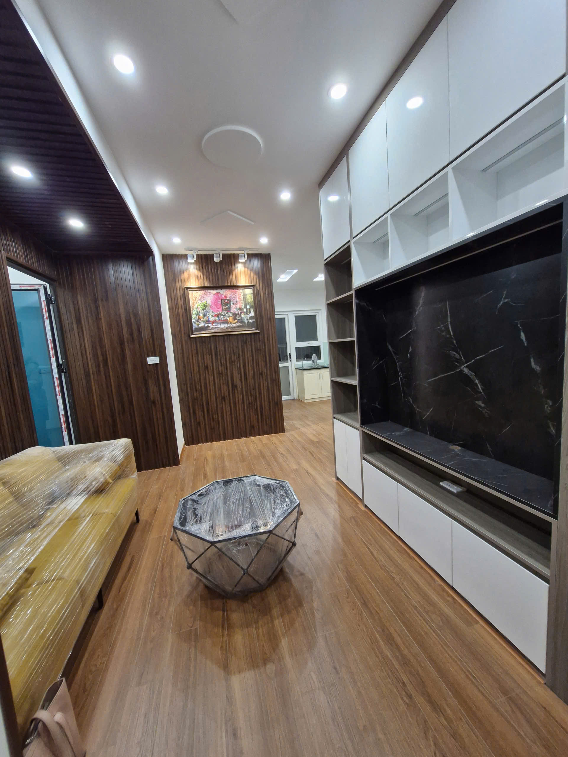 Bán nhà Xala CT4 - 54m - 1pn - 1vs -HĐMB chính chủ , pháp lý minh bạch , có khu chợ dân sinh và các bệnh viện