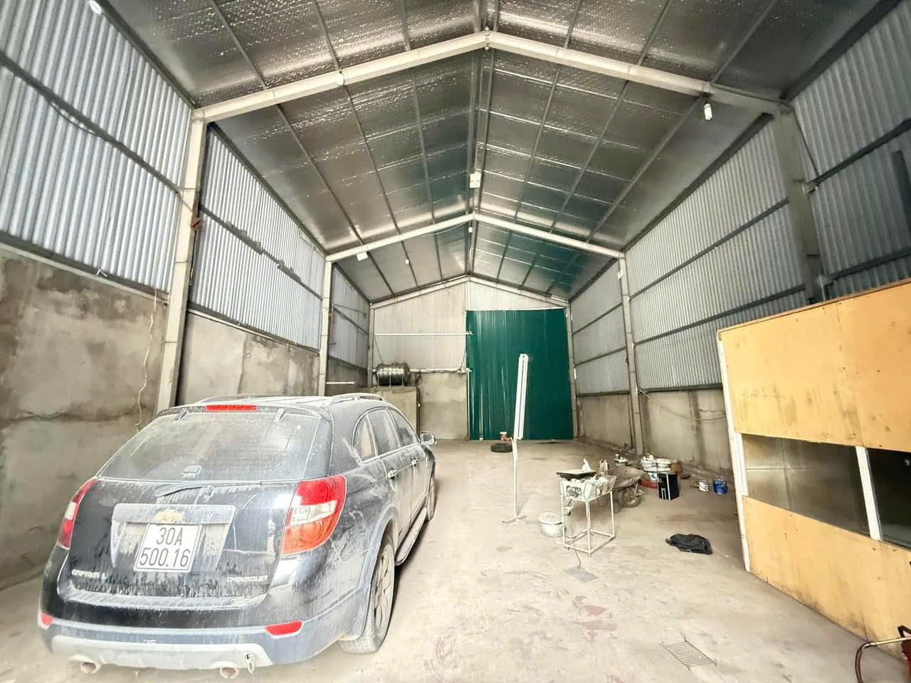 300m2