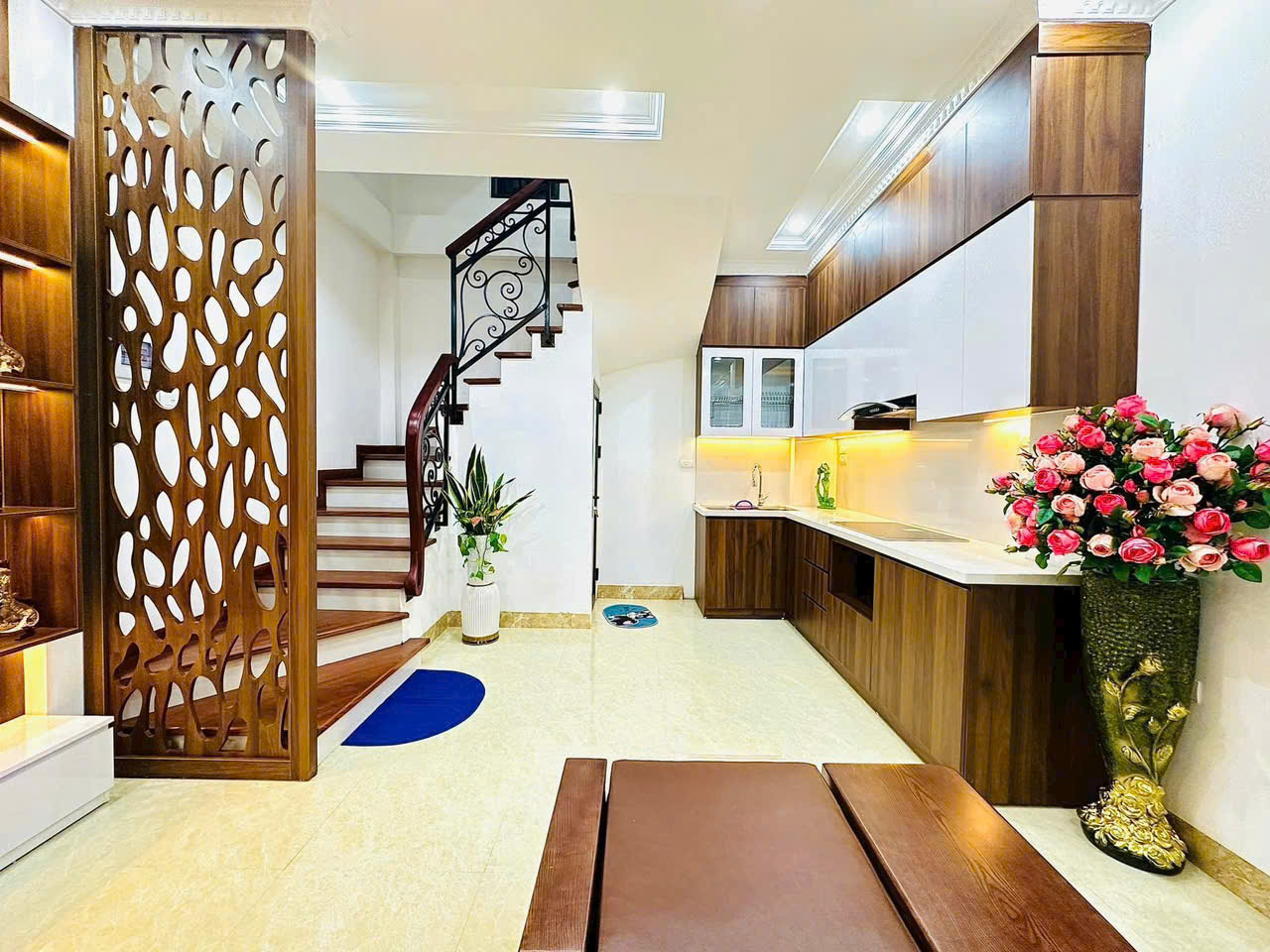 PHAN KẾ BÍNH - BA ĐÌNH - DT40M2 X5T - MT5M -8.5 TỶ - FULL NỘI THẤT - GẦN Ô TÔ