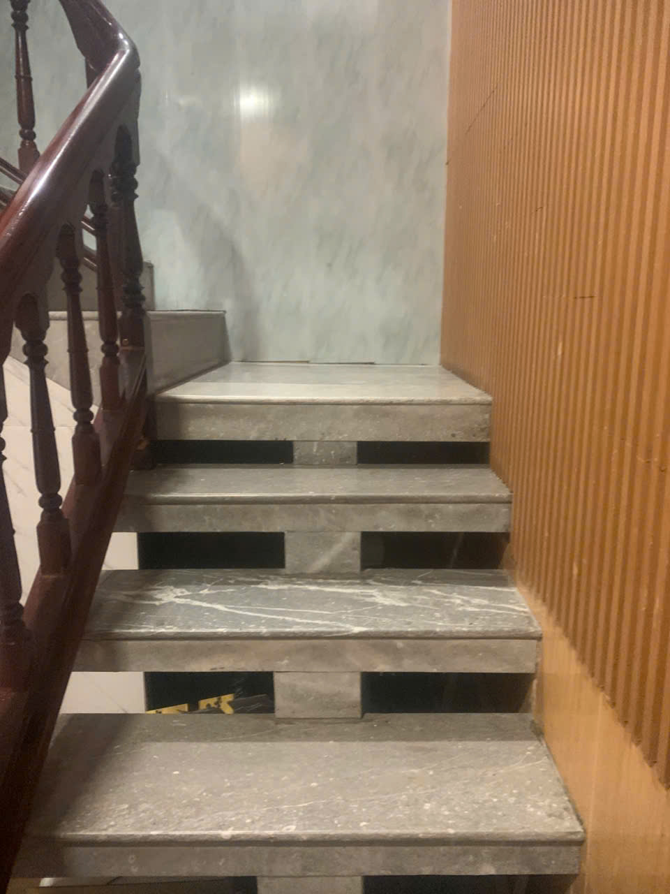 80m2