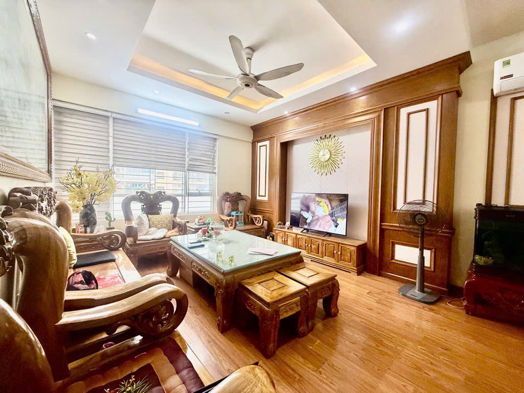 SIÊU VÍP NHÀ ĐẸP NGỌC THỤY - LONG BIÊN - DT 34M X 5 TẦNG FULL NỘI THẤT NHỈNH 5 TỶ TL ANH CHỊ ALO NGAY CHO EM ĐÊ DC CÔNG