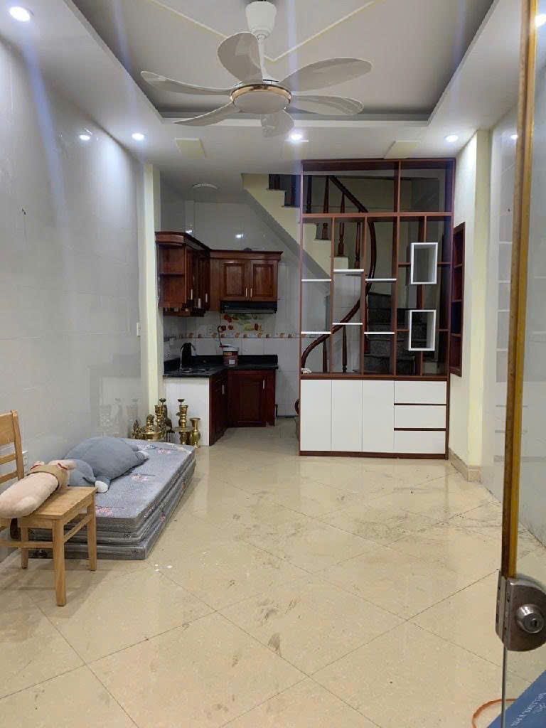 CHỦ NHỜ BÁN -NHÀ ĐẸP NGỌC THỤY LONG BIÊN -DT 58M X 3 TẦNG NGÕ THÔNG Ô TÔ TRÁNH NHỈNH 8 TỶ TL ANH CHỊ ALO E NGAY ĐỂ DC