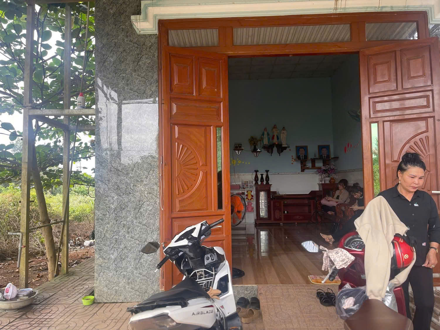 VỠ NỢ CẦN THANH LÝ GẤP NHÀ CẤP 4 NGAY CHỢ LAI UYÊN BÀU BÀNG GIÁ 550 TRIỆU