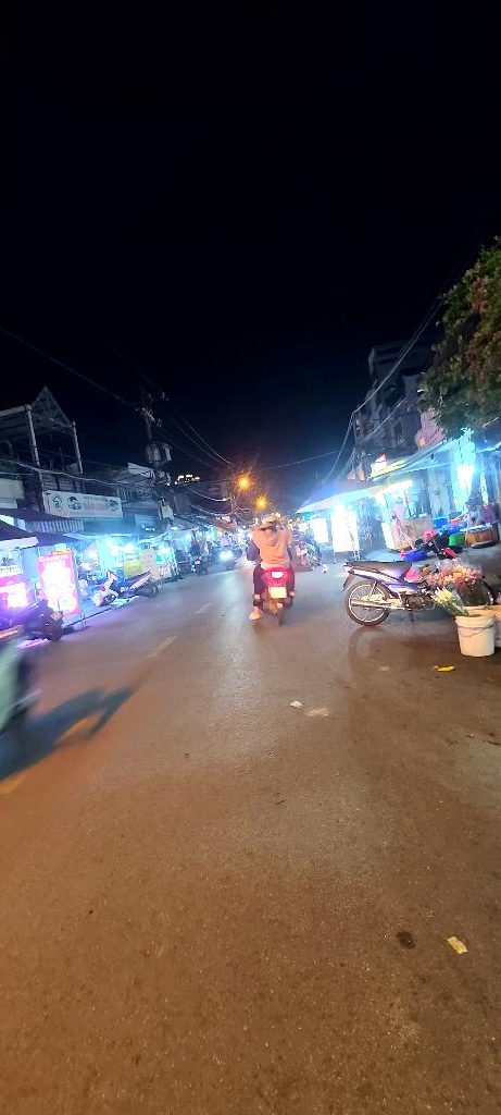 Mặt tiền hẻm 56 Bùi Minh Trực 5.5x23 chỉ 9 tỷ 5