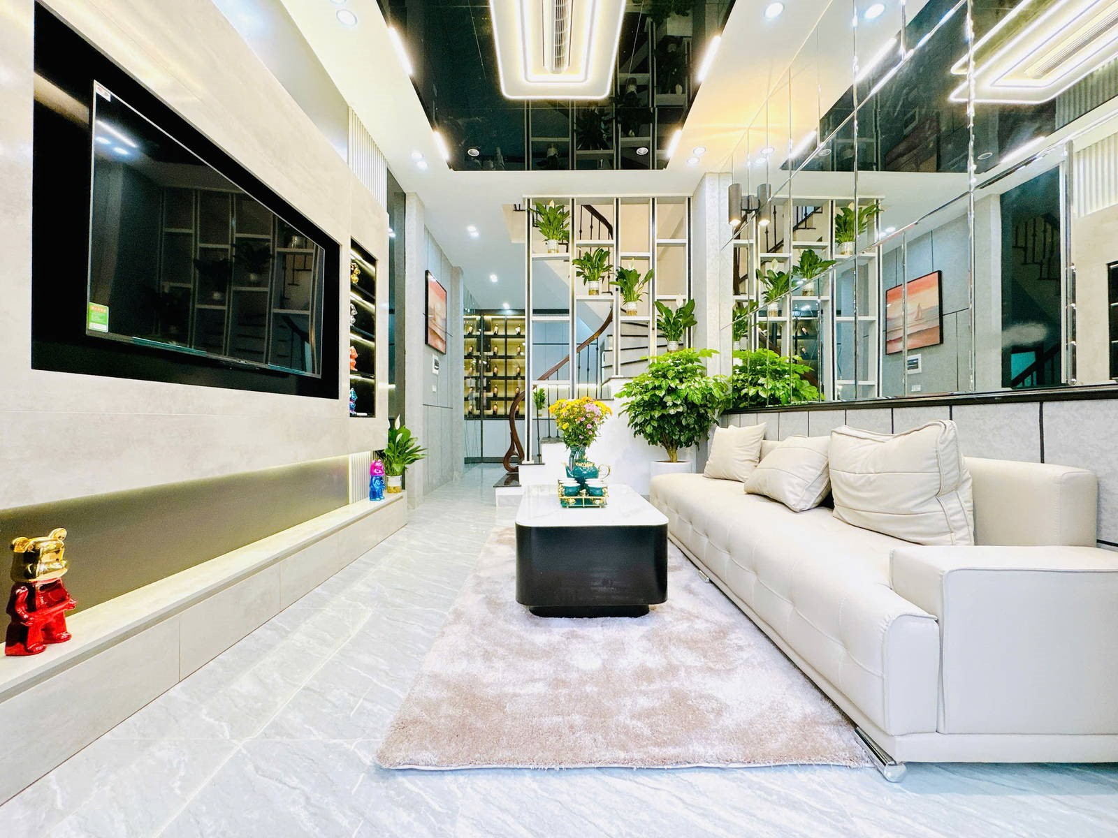 BÁN NHÀ KIM GIANG 32M2, 5 TẦNG GIÁ NHỈNH 6 TỶ