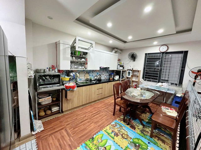 Siêu phẩm Khương Trung TX DT: 60 M2, MT 5.3m Nhỉnh 9 tỷ Full Nội thất ô tô đỗ ngõ
