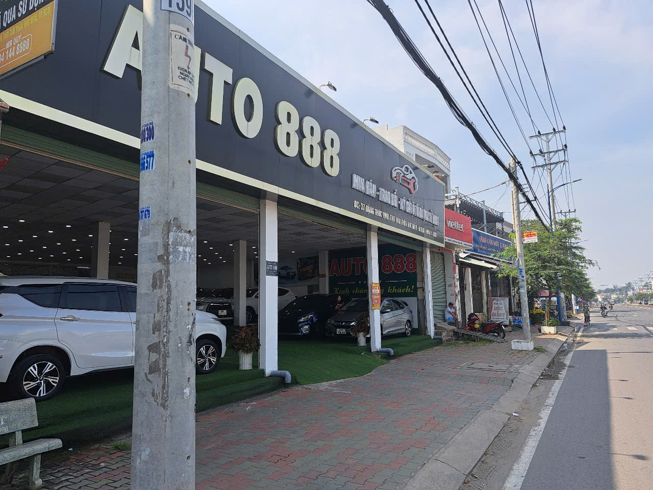 Bán nhà mặt tiền đường Đặng Thúc Vịnh 16x22m Đang cho SRoom Ô tô Thuê