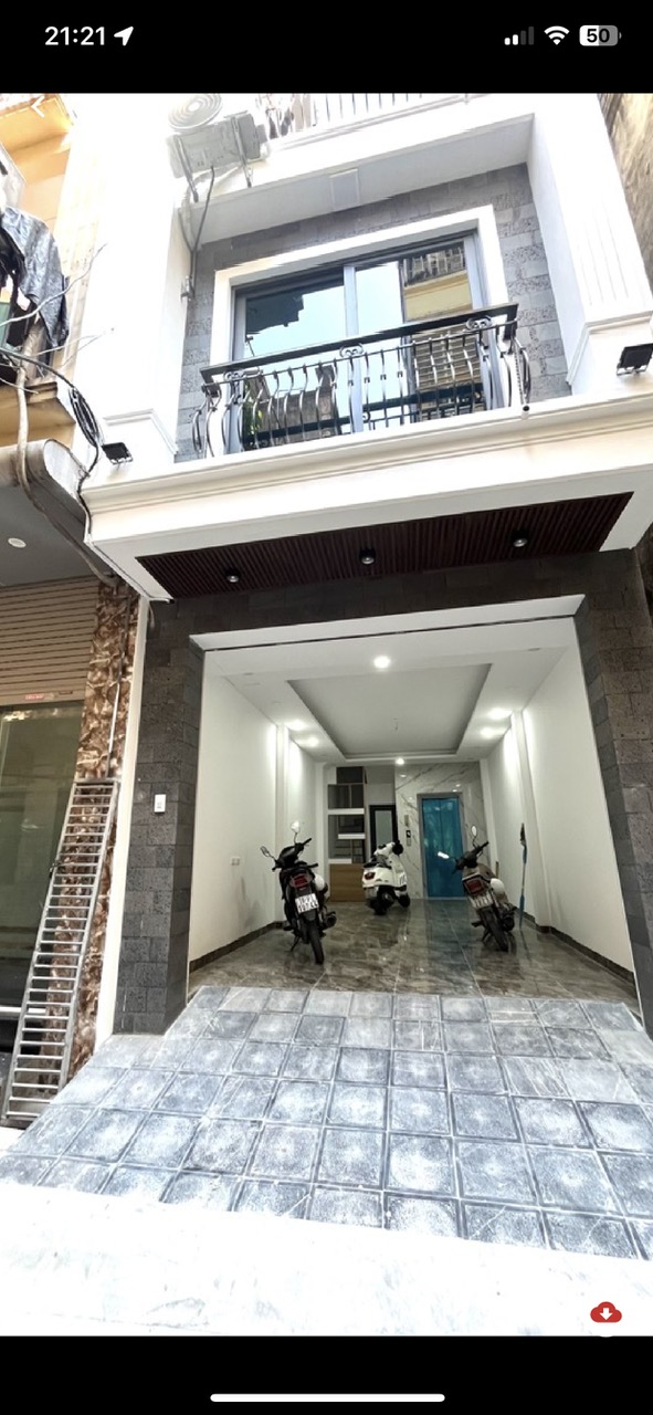 NHÀ CHÍNH CHỦ - GIÁ TỐT - Vị Trí Đẹp Tại Trần Khát Chân, Phường Thanh Nhàn, Quận Hai Bà Trưng, TPHN
