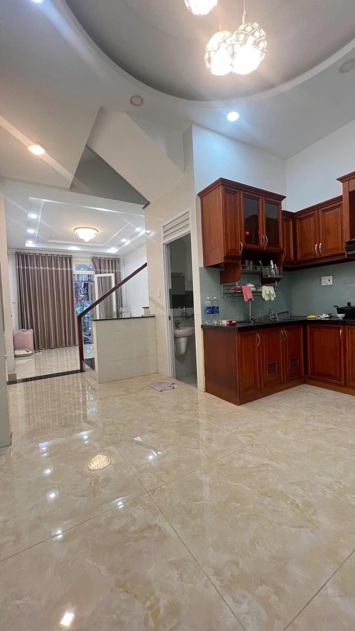 **Bán Nhà Đẹp Ở Ngay Trần Hưng Đạo-Nguyễn Biểu Quận 5-4X13, Tầng 4PN Chỉ 9.1Tỷ TL