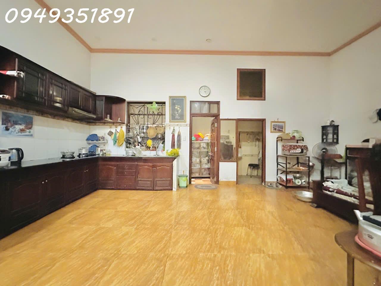 NHÀ HXH 2TẦNG 87M2 NGANG 4M 6PN SHR HOÀN CÔNG ĐỦ GIÁ 8,7Tỷ