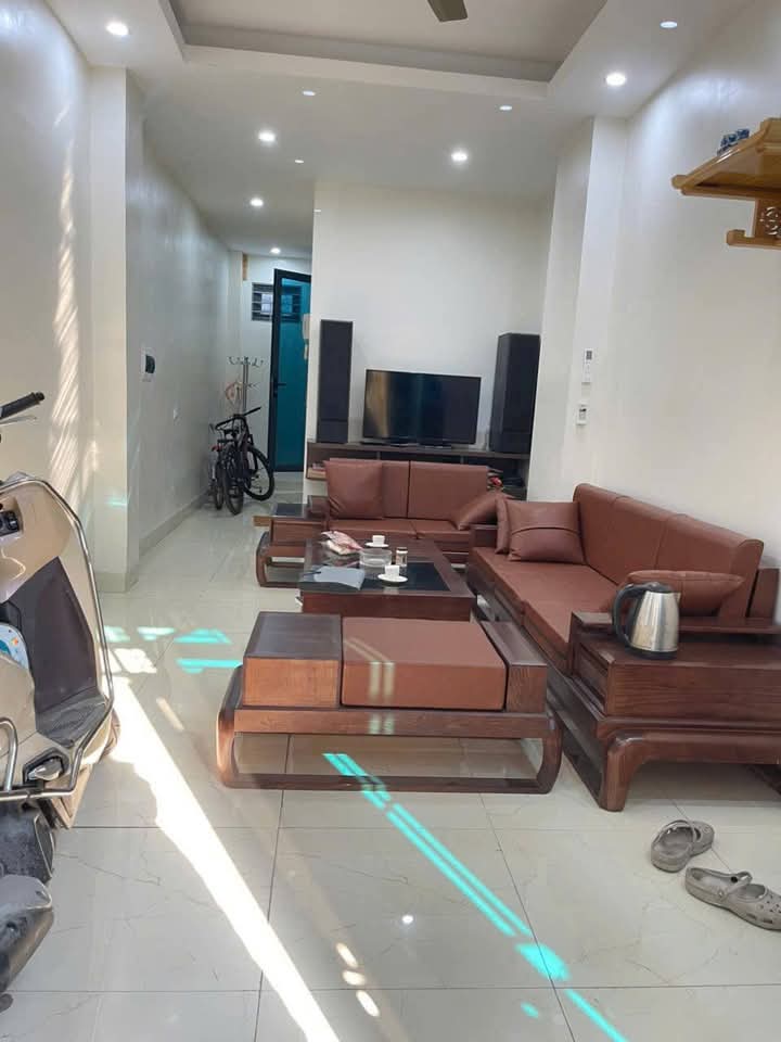 Siêu phẩm Hà Trì, Hà Đông 35m,6 tầng,Thang máy, ô tô giá hơn 6 tỷ.