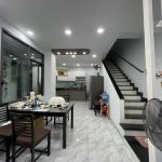  105m2 - 5