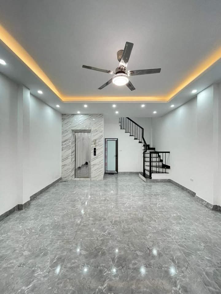 NHÀ MỚI 6TANG THANG MÁY -QUẬN BA ĐÌNH -9TY GIÁ MỀM NHẤT KHU VỰC