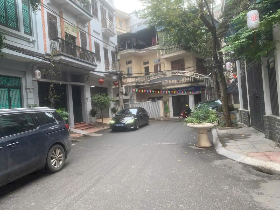 BÁN GẤP NHÀ KIM NGƯU 40M2 Ô TÔ VÀO TẬN NHÀ