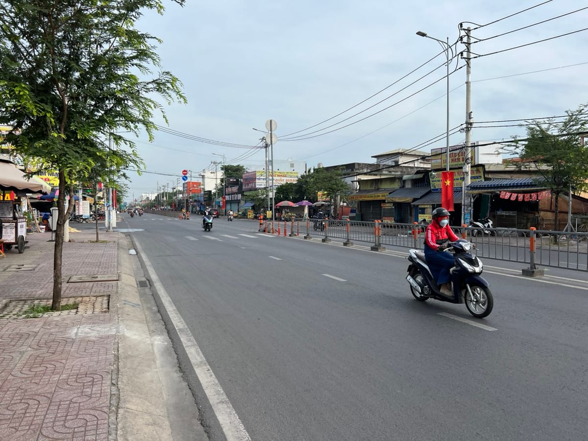 BÁN NHÀ MẶT TIỀN TÔ KÝ, TÂN XUÂN, HÓC MÔN 10X30M GIÁ 20T