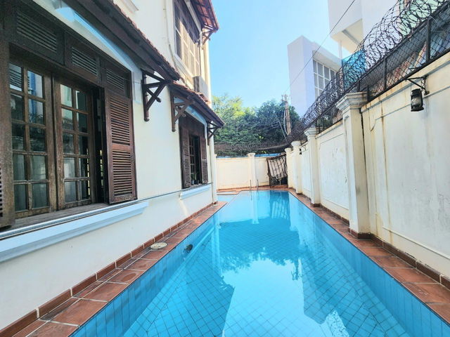 CHỦ NGỘP - GẤP BÁN GIẢM GIÁ CỰC SÂU - TỪ 186 TỶ GIẢM CÒN 160 TỶ- BIỆT THỰ TRẦN QUỐC THẢO - ĐẲNG CẤP THƯỢNG LƯU, HỒ BƠI, SÂN VƯỜN