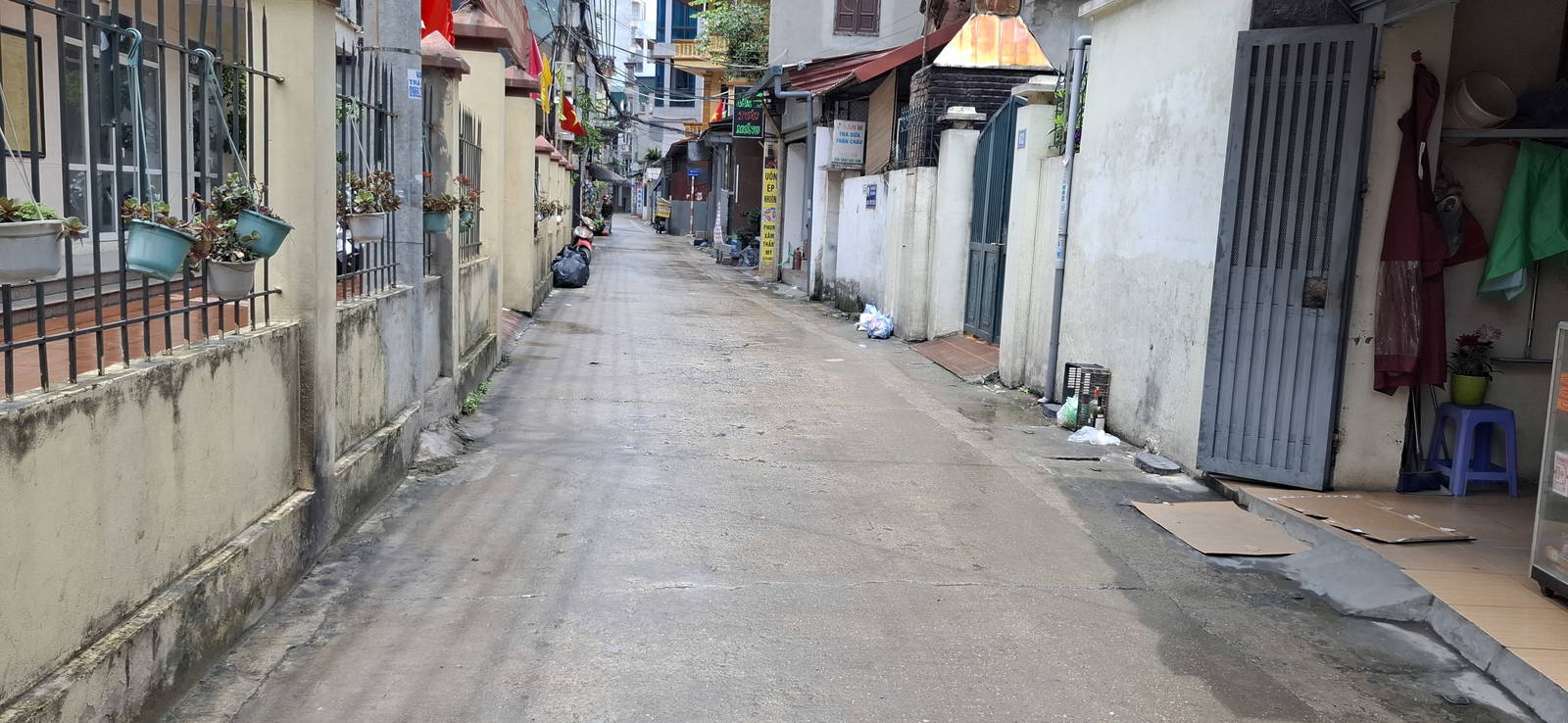 Nhà mặt ngõ Xuân Đỉnh, Vị trí Đẹp, DT 55m2, Mặt Tiền 4,5m, Giá bán 10 tỷ, Ôtô đỗ cửa.