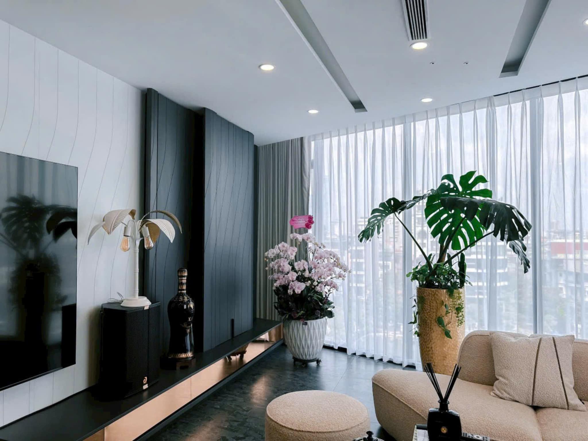 Bán nhà Hàn Thuyên, 75m2, 7 tầng thang máy, 39.5 tỷ, ô tô 2 chiều, kinh doanh đỉnh