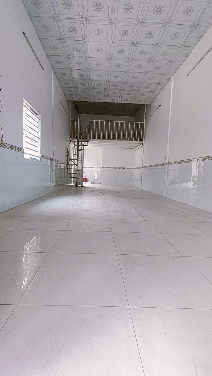 Cho thuê Nhà 9 triệu mặt tiền đường Nguyễn Văn Linh