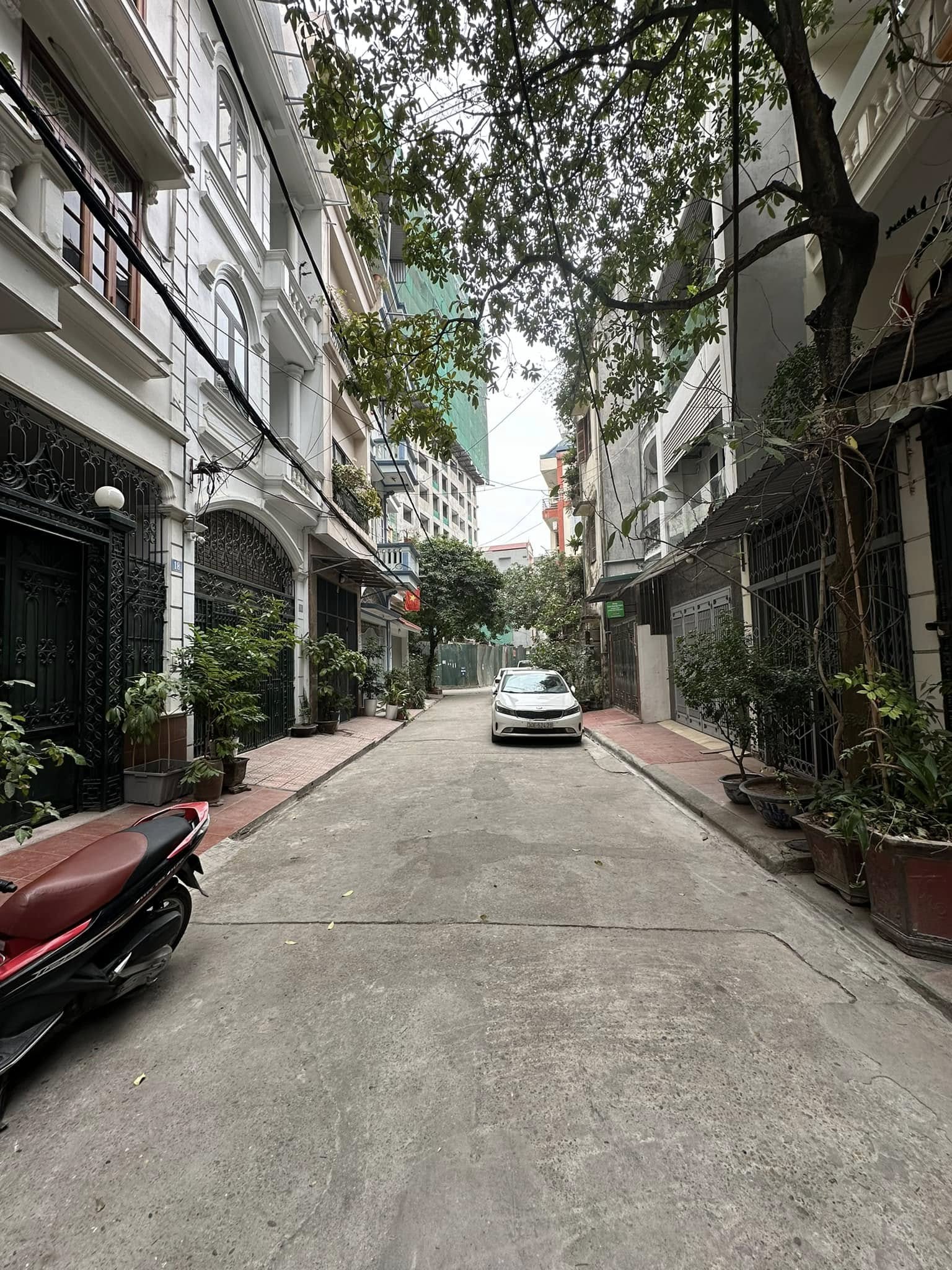 98m2