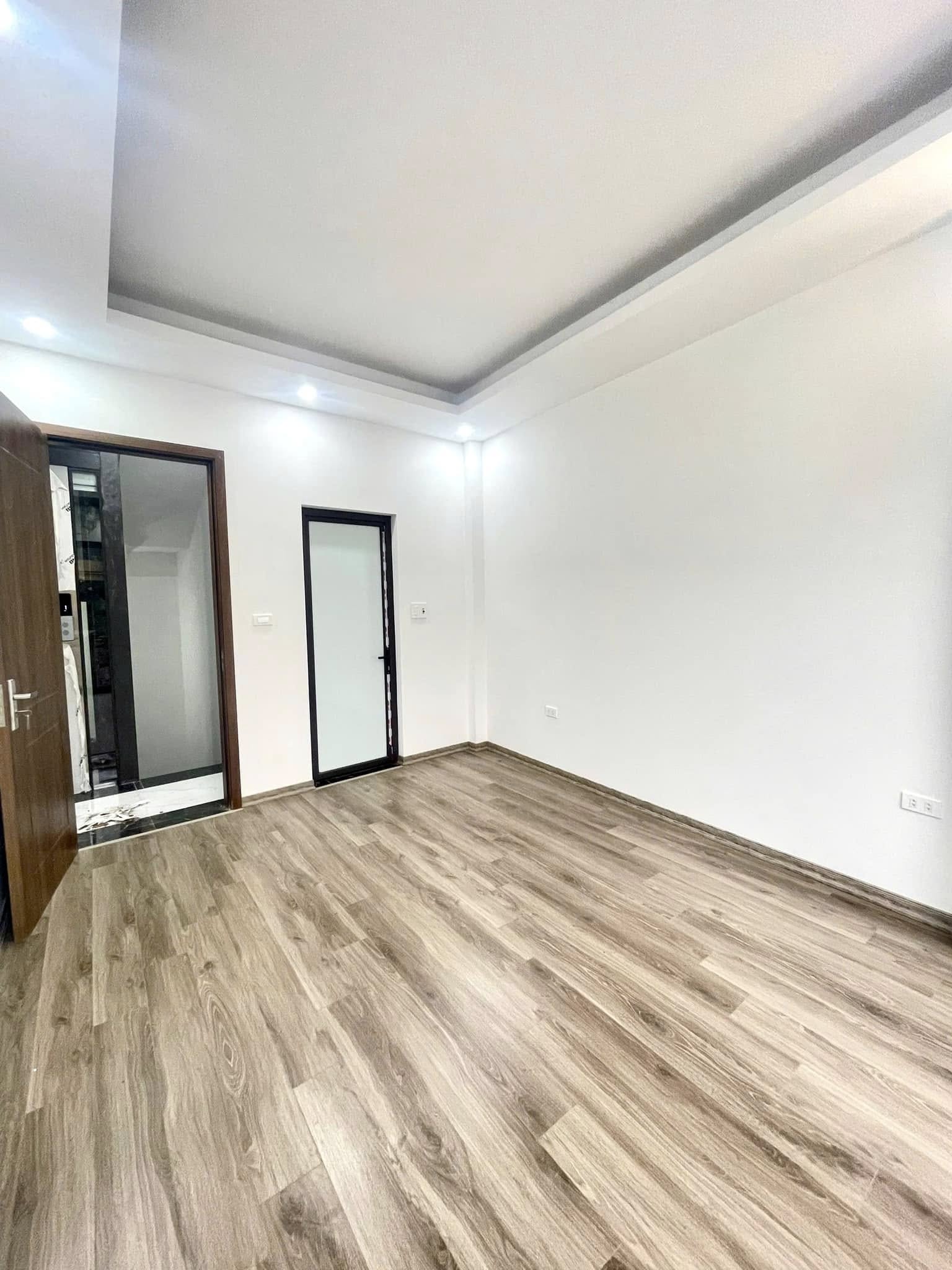 BÁN NHÀ TRƯƠNG ĐỊNH – 6 TẦNG THANG MÁY – NHÀ MỚI Ở NGAY – 8.95 TỶ!