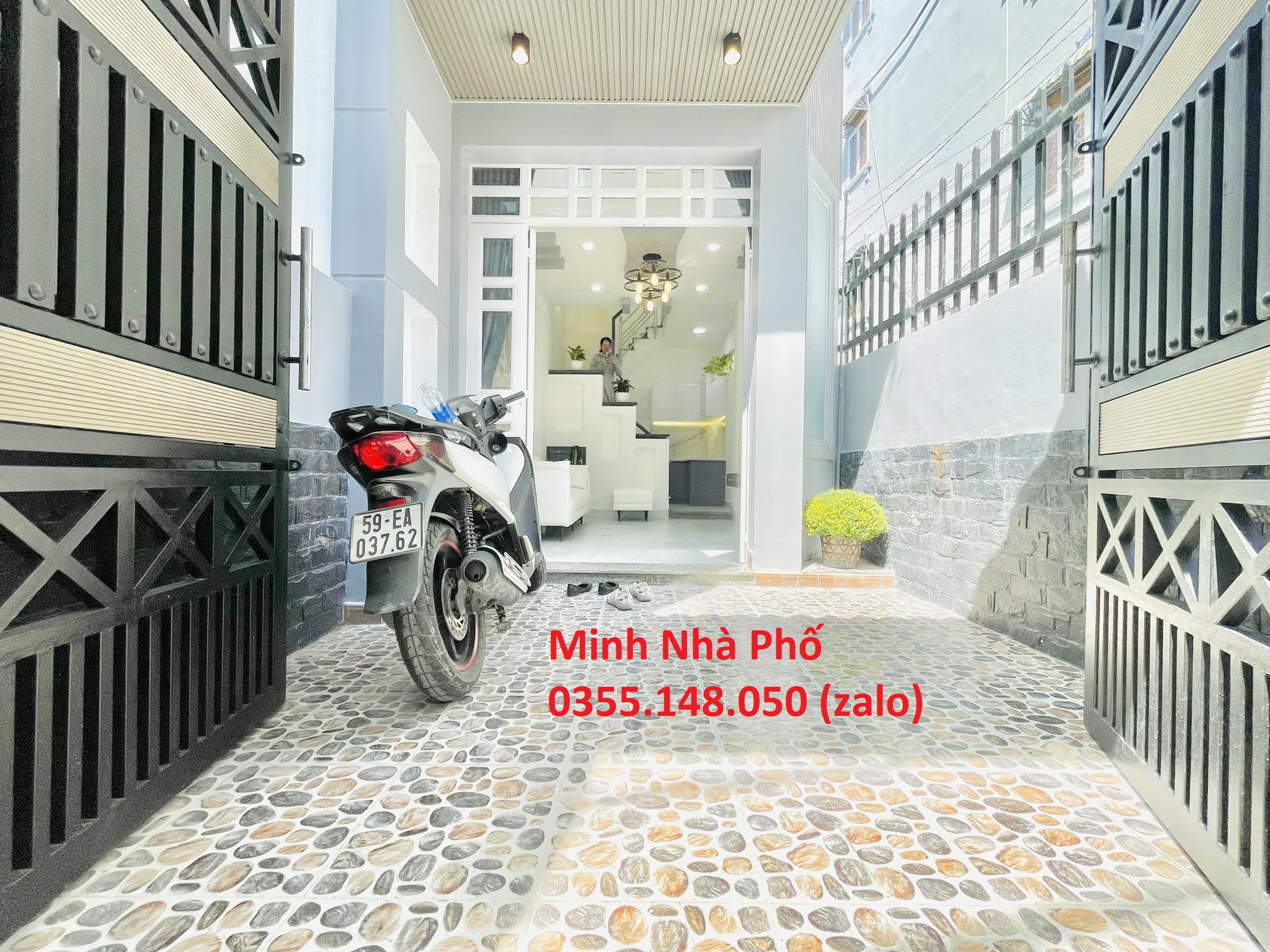 Bán Nhà gần Vincom Phan Văn Trị, Xe hơi đỗ cửa Chỉ Nhỉnh 4 Tỉ