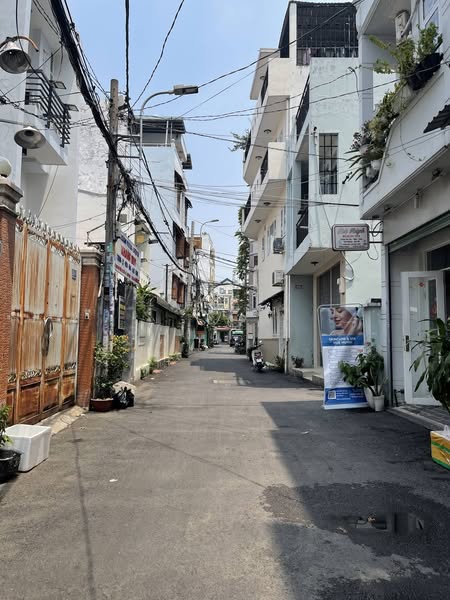 Nhà Hẻm Ôtô Đường Hoàng Hoa Thám Quận Bình Thạnh Phường 6.