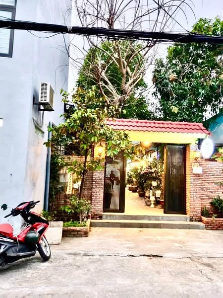 Lô đất + Nhà 170m2 - Trần Văn Dư -Khu phố Tây sát biển - Giá chỉ 11,8 tỷ.
