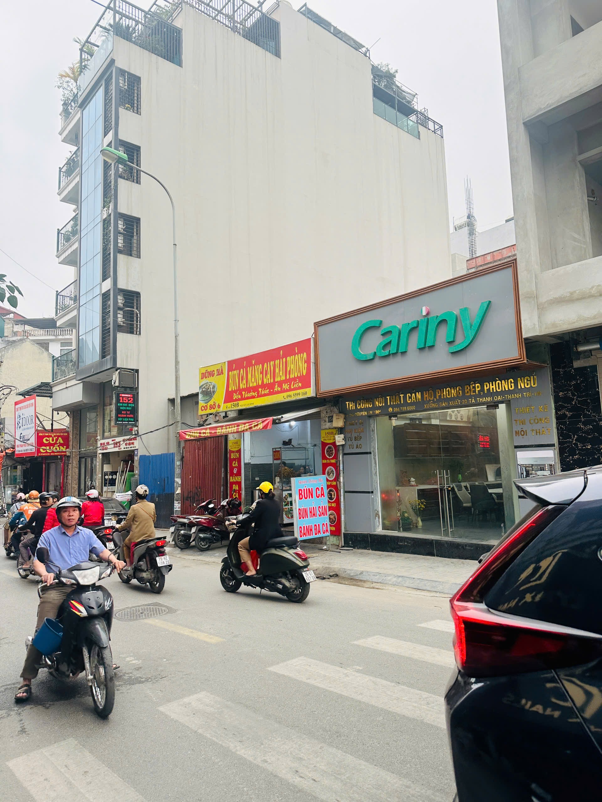 Chính chủ cần bán đất Mặt Phố Nguyền An Ninh, Quận Hai Bà Trưng. Mặt tiền rộng, có vỉa hè hợp xây Building, Khách Sạn. Kinh doanh giữ tiền đỉnh.