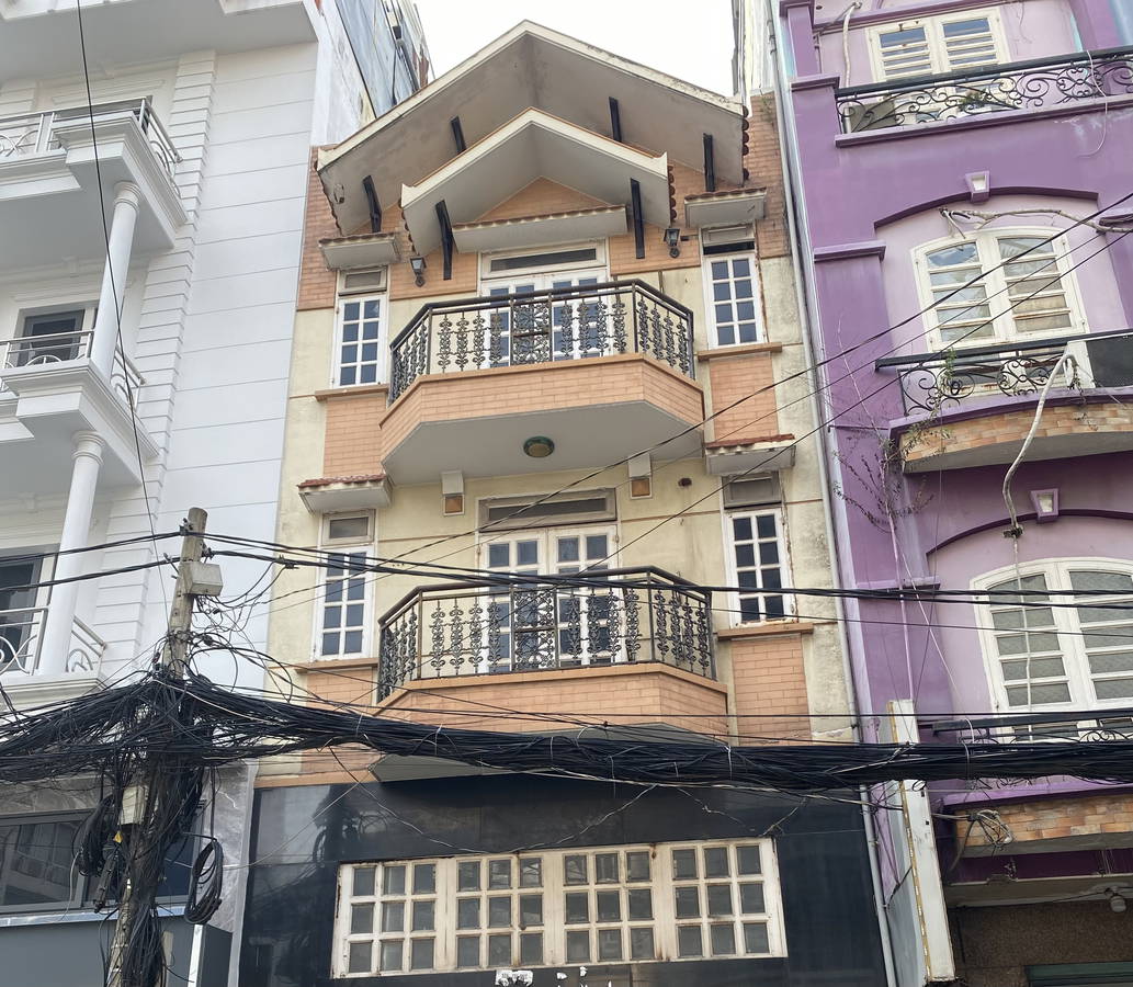 BÁN NHÀ LÊ HỒNG PHONG QUẬN 10 - Ô TÔ NGỦ TRONG NHÀ - KINH DOANH THUẬN LỢI - 53M2 - 5TẦNG BTCT 5PN 6WC - 18 TỶ