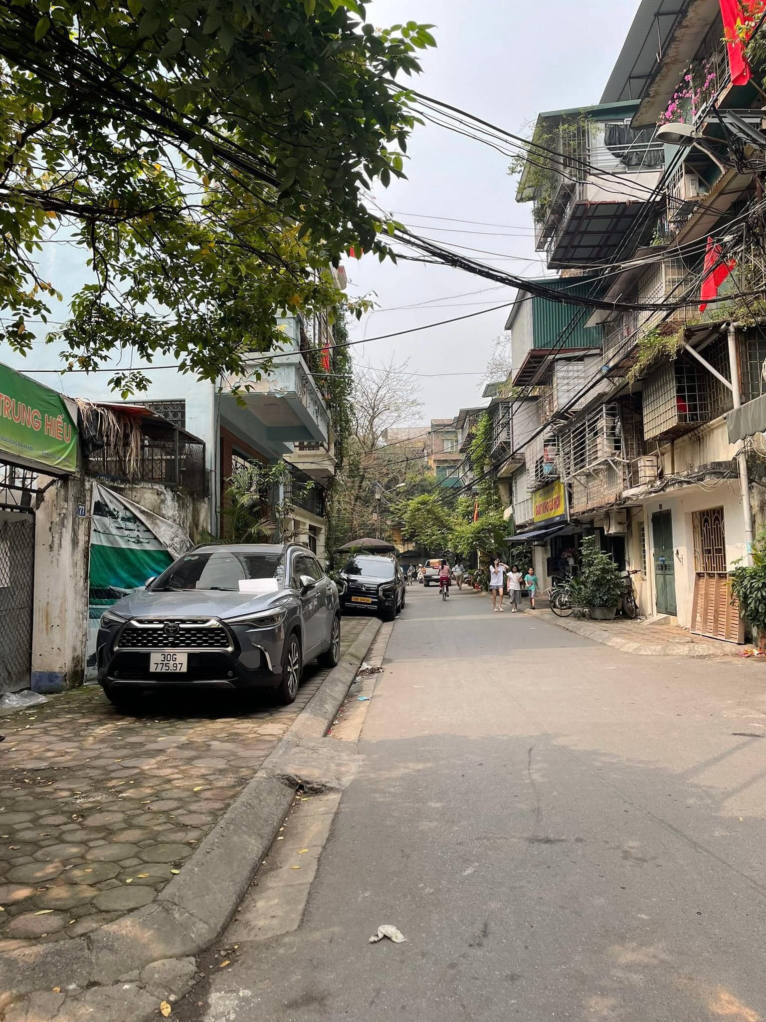 MẢNH ĐẤT VÀNG HOÀNG CẦU 81M2 - MẶT TIỀN 7M XÂY TÒA CỰC VIP - GẦN Ô TÔ VÀ HỒ - GIÁ CHỈ 14 TỶ