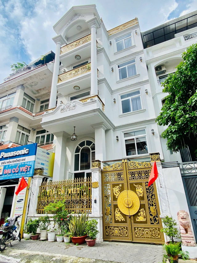 Bán Biệt thự phố 6 tầng, vị trí Vàng quận Phú Nhuận.