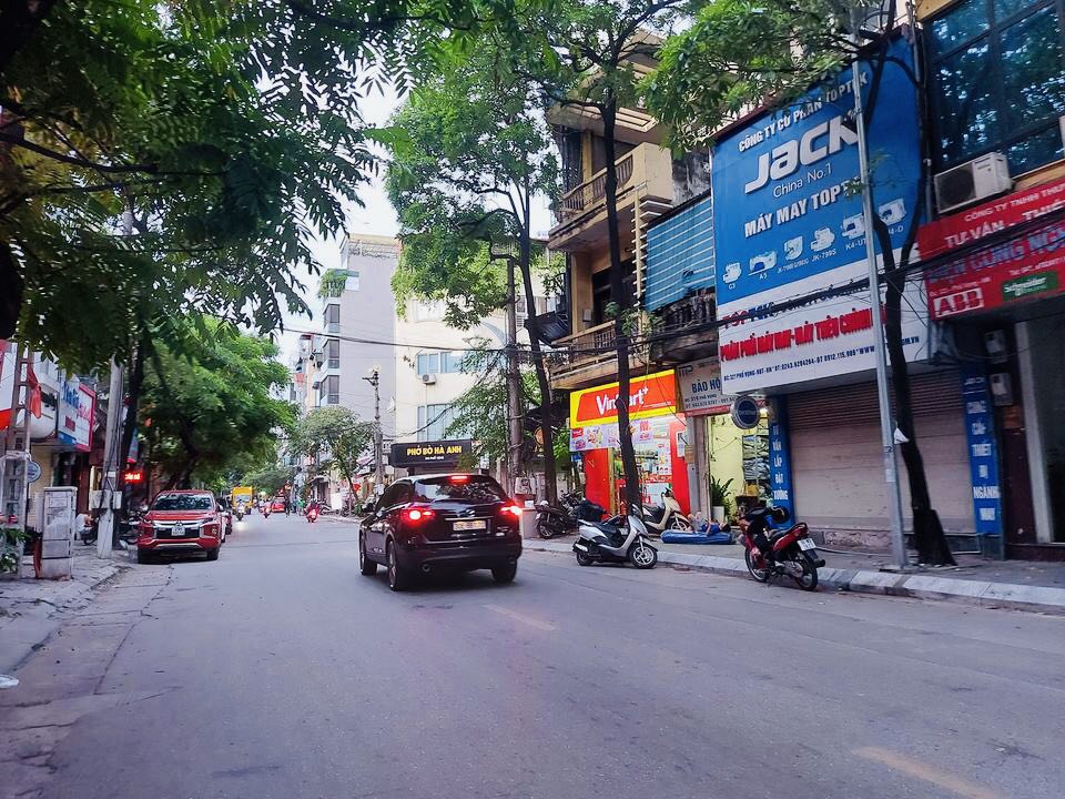 Bán nhà Phố Vọng Hai Bà Trưng, rộng thênh thang, vài bước ra phố, 88m2, 12 tỷ.