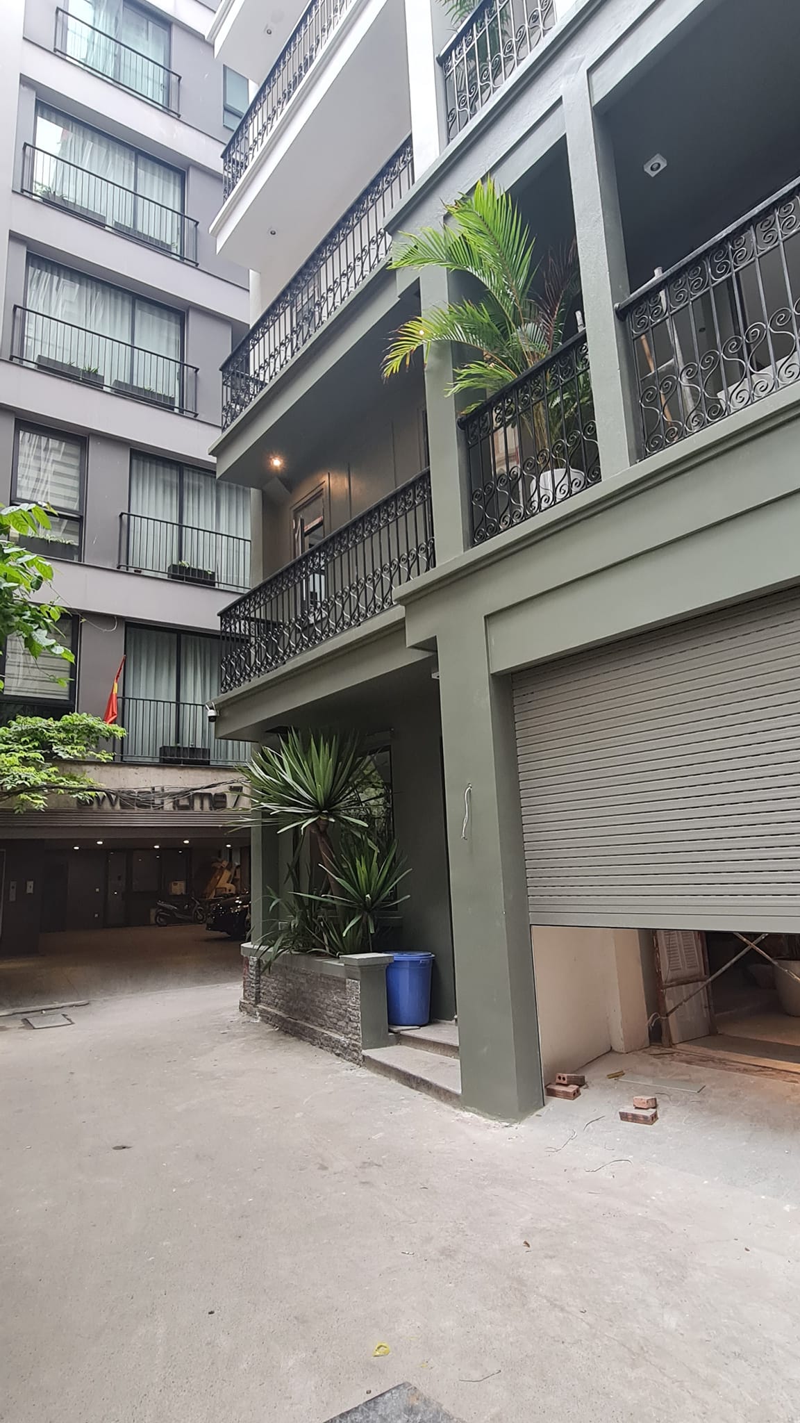 62m2