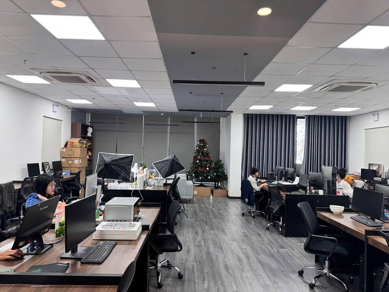 TOÀ VĂN PHÒNG 7 TẦNG: vị trí đẹp nhất tuyến phố “ Chương Dương”. View trực diện Sông Hàn.