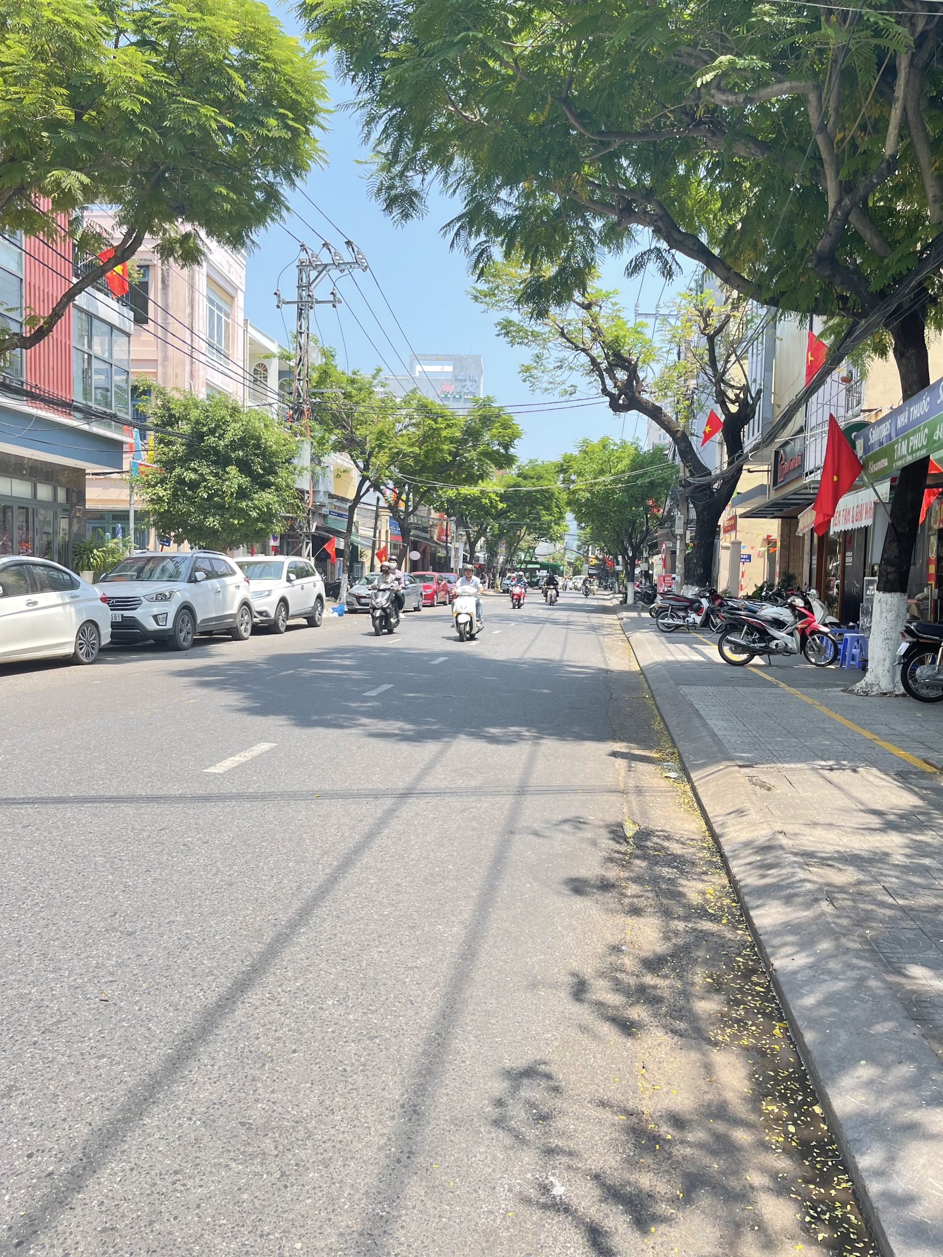 Chủ cần bán nhanh nhà MT lô góc kẹp kiệt vị trí đắc địa đường Trưng Nữ Vương dòng tiền cho thuê 14tr/tháng