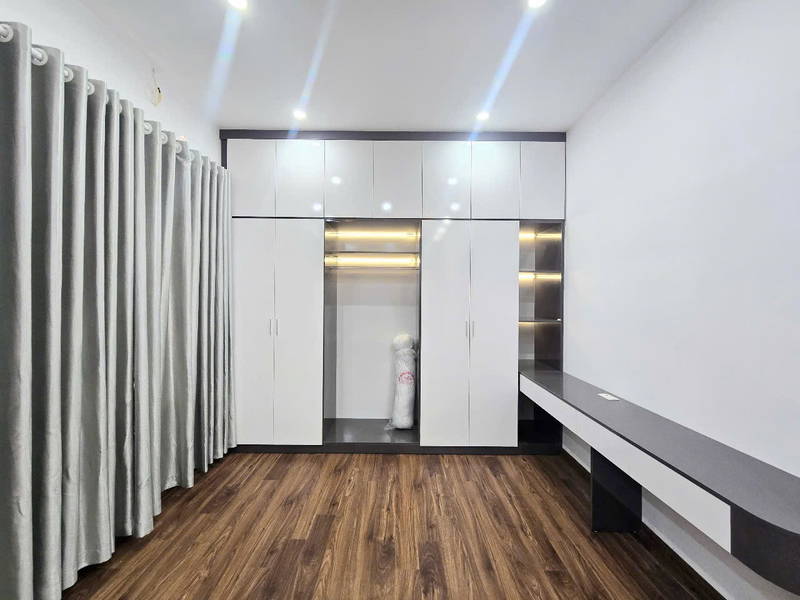 BÁN NHÀ ĐẸP Ở ĐƯỜNG KIM GIANG, CHỈ CÓ GIÁ GẦN 7 TỶ