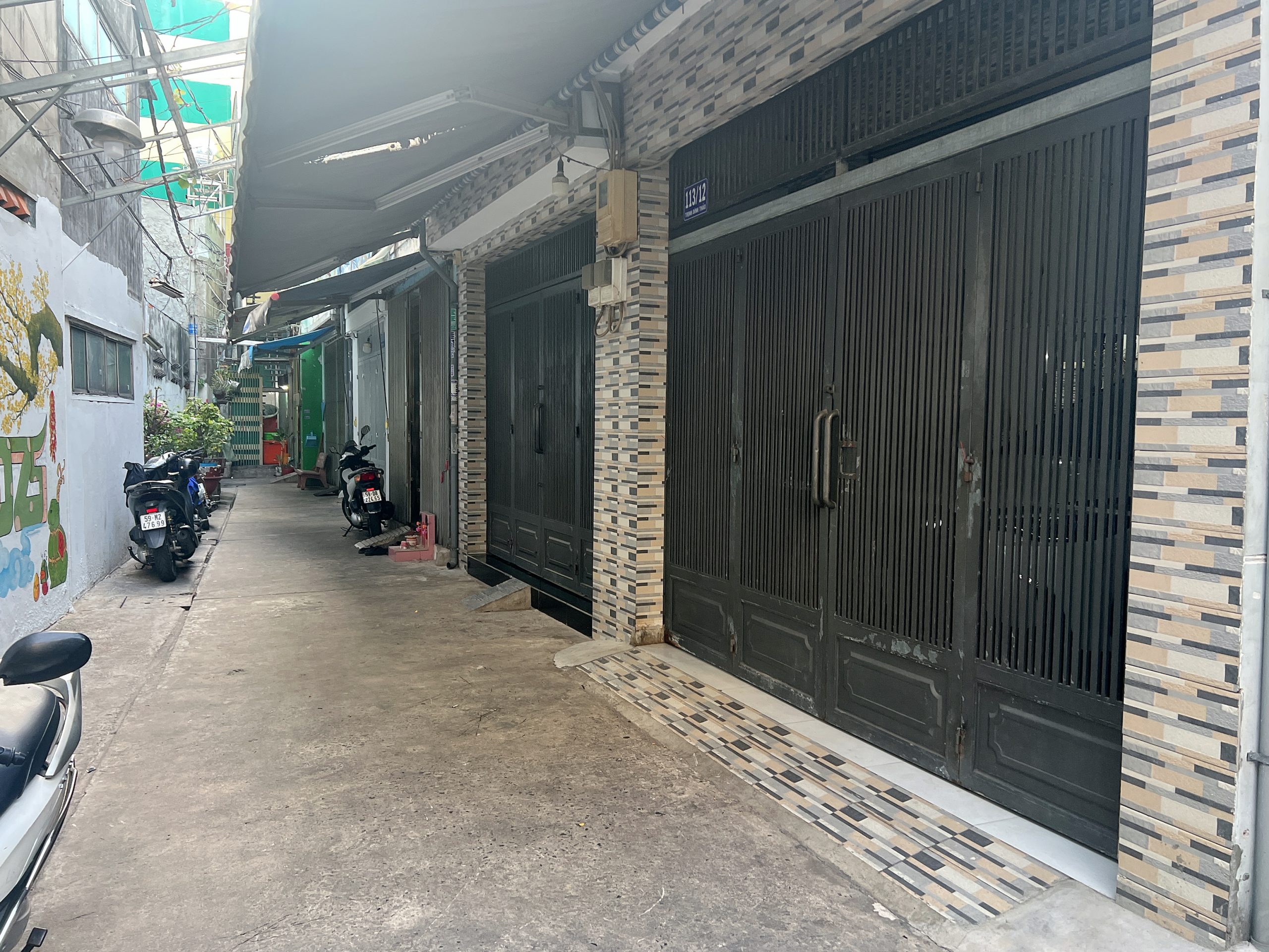 NHÀ RIÊNG HẺM XE HƠI VÀO NHÀ GIÁ BÌNH Dân.CHỐT NHANH KẺO TRỄ