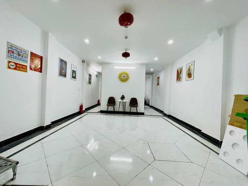 BÁN CCMN 13 PHÒNG KHÉP KÍN, THANG MÁY, MẶT NGÕ 2,5M, DÒNG TIỀN 650TR/NĂM, KHU VỰC LUÔN LUÔN KÍN PHÒNG