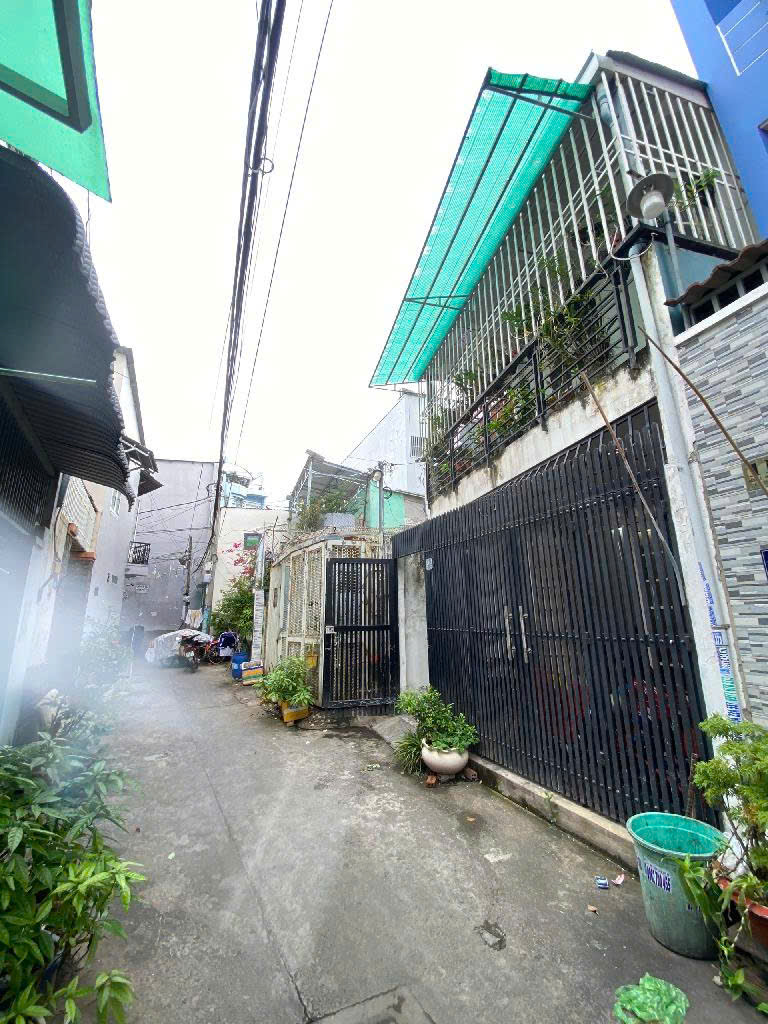 CHỈ VỚI 5.5 TỶ NGAY HẺM XE HƠI THÔNG NGAY CHỢ PHƯỚC LONG B