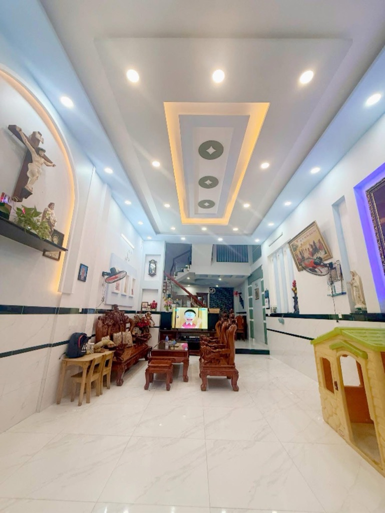 TÂN KỲ TÂN QUÝ, KỀ BÊN AEON MALL, HẺM XE HƠI THÔNG, 3 TẦNG, 100M2, SỔ VUÔNG GIÁ NHỈNH 7 TỶ