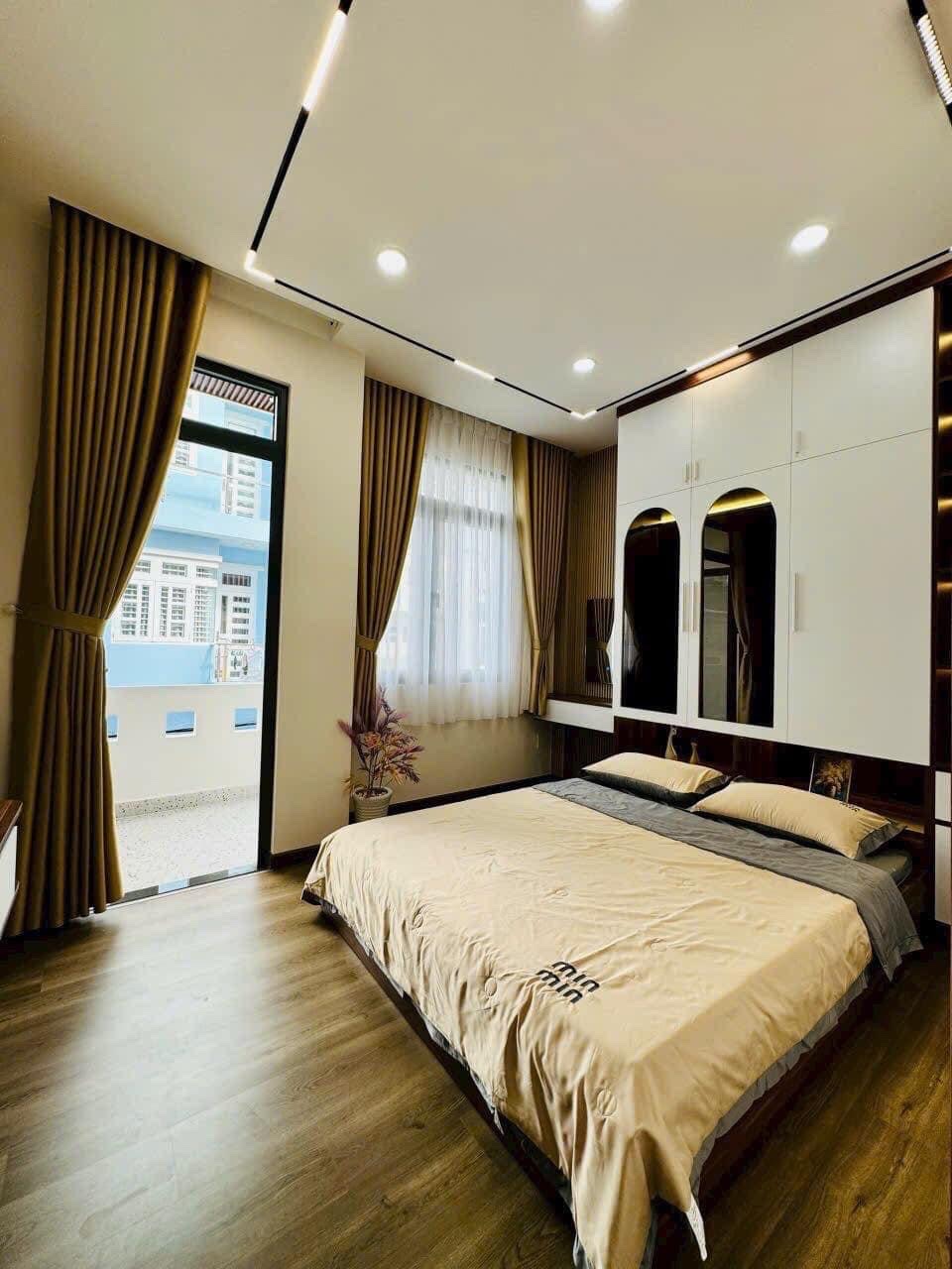 ++Bán nhà HXH Ni Sư Huỳnh Liên, phường 10, Tân Bình; 105m2 - 11 tỷ