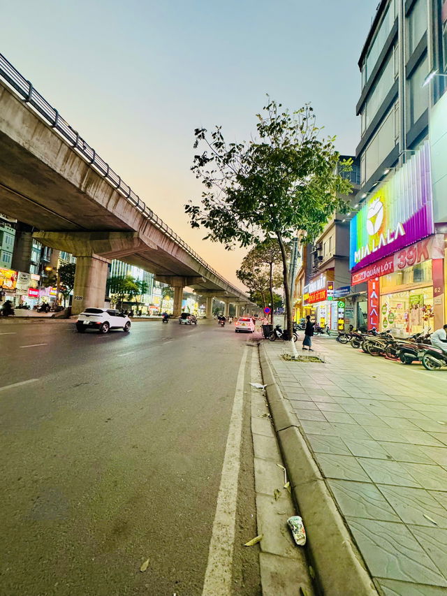 BÁN NHÀ MẶT PHỐ HỒ TÙNG MẬU, CẦU GIẤY, HÀ NỘI. DT 61M2,GIÁ 31.5TỶ