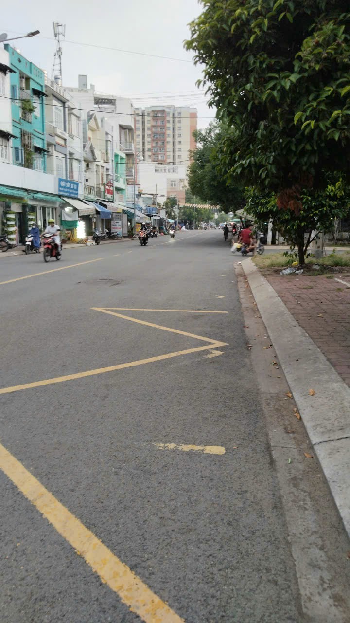 (PHÚNHUẬN) HXH PHAN ĐANG LƯU - PHAN XÍCH LONG, 120 M2, NHÀ MỚI, 4 TẦNG FULL NỘI THẤT. 6,4 tỷ. TL.