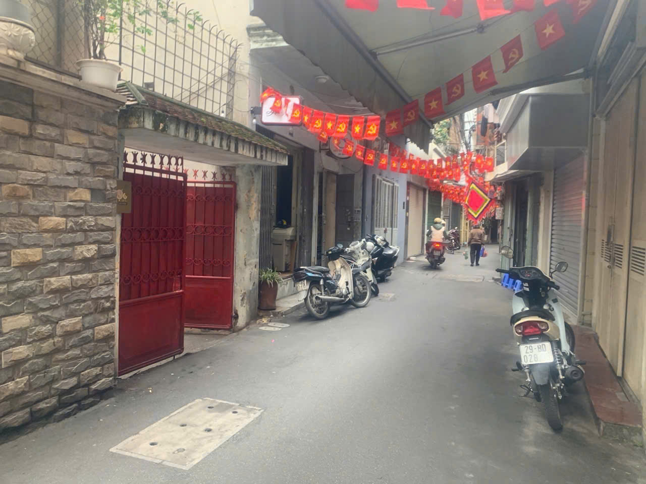 CỰC HIẾM bán nhà mặt ngõ Thịnh QUang Đống Đa 32m 4 tầng mặt ngõ thông kinh doanh - 6.4 tỷ lh 0817606560