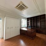  230m2 - 4