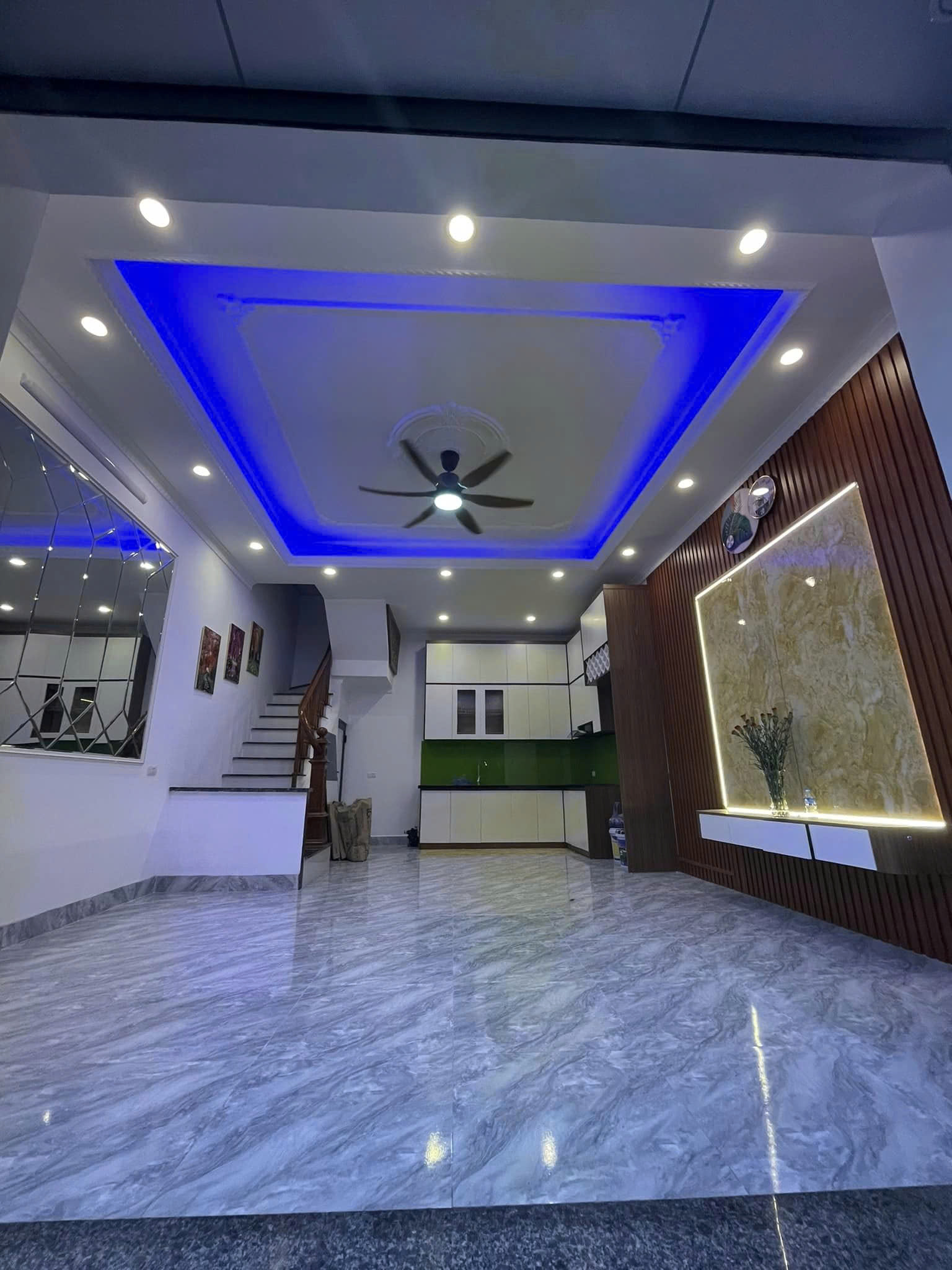BÁN NHÀ NGÕ 65 TRẦN KHẮC CHÂN, DIỆN TÍCH 45M, 4TẦNG,MẶT TIỀN 4M GIÁ 7.5 TỶ. Ở SƯỚNG