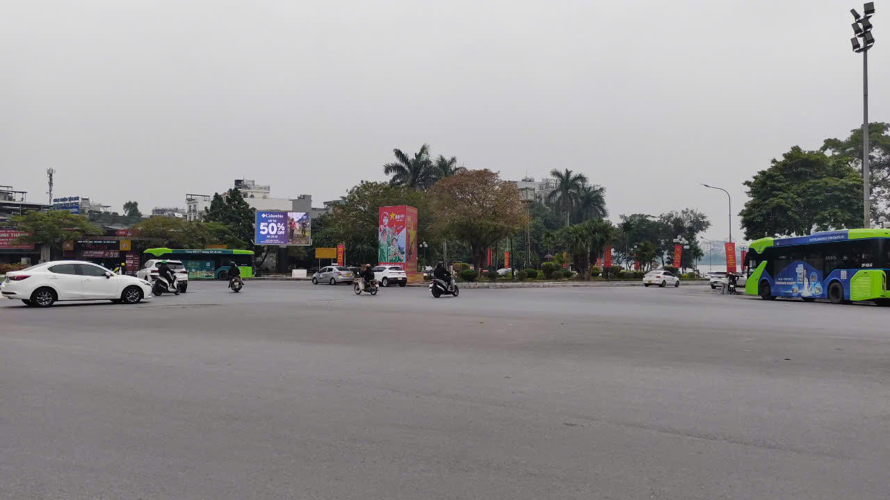 MẢNH ĐẤT VÀNG GIÁ ĐẦU TƯ, trung tâm Hồ Tây, DT : 62m2, mặt tiền 5,1m, ô tô tránh, Kinh Doanh, dòng tiền